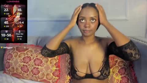 Snapshot of mayevanss chatting on 10-25-25, 04:53 mayevanss online show from 10-25-25, 04:53