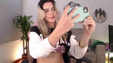 ALIS online show from 02-11-25, 04:33
