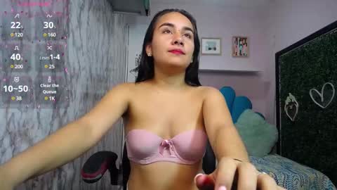 Snapshot of maylin_horny19 chatting on 02-13-25, 03:07 Maylin online show from 02-13-25, 03:07