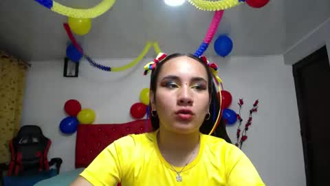 Maylin  online show from 06-18-26, 04:24