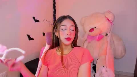 may online show from 10-31-25, 09:05