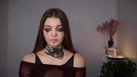 Snapshot of mayttease chatting on 10-31-25, 09:05 mayttease online show from 10-31-25, 09:05