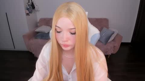 Snapshot of mayya_cuute chatting on 10-08-25, 05:38 Mila online show from 10-08-25, 05:38