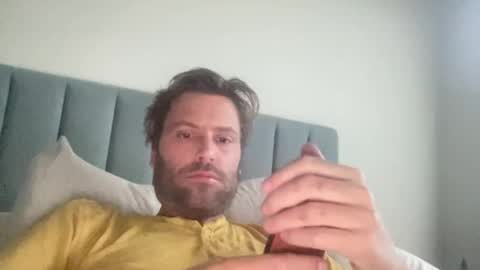 Snapshot of mbnc chatting on 12-28-24, 03:48 lol online show from 12-28-24, 03:48