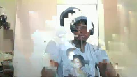 Mark online show from 09-15-25, 03:23