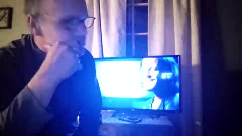 Snapshot of mcfly1973 chatting on 10-17-25, 05:21 mcfly1973 online show from 10-17-25, 05:21