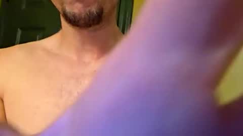 Snapshot of mclovinmackay chatting on 02-06-26, 10:40 mclovinmackay online show from 02-06-26, 10:40