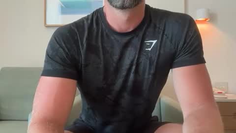 mcr8080 online show from 10-18-25, 12:39