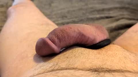 Snapshot of mcraterson chatting on 02-08-25, 03:42 Mcraterson online show from 02-08-25, 03:42