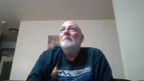 mdane99 online show from 12-18-24, 01:26