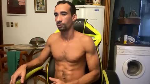 Snapshot of mdbisc chatting on 02-09-25, 08:22 mdbisc online show from 02-09-25, 08:22