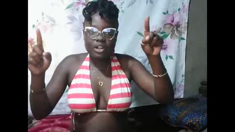 Snapshot of mdivah chatting on 10-10-25, 09:30 mdivah online show from 10-10-25, 09:30