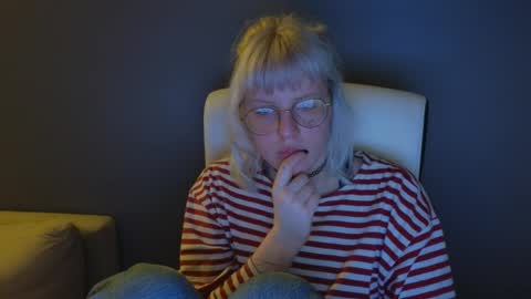 Roze online show from 05-15-26, 10:50