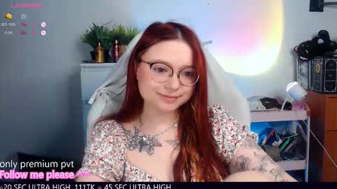 Hanna online show from 10-22-25, 01:17