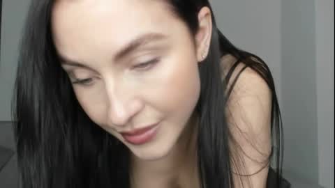 Snapshot of me_lina_ chatting on 05-02-26, 05:40 Alice online show from 05-02-26, 05:40