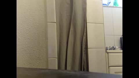 Snapshot of meaderd740870 chatting on 03-09-26, 01:48 meaderd740870 online show from 03-09-26, 01:48