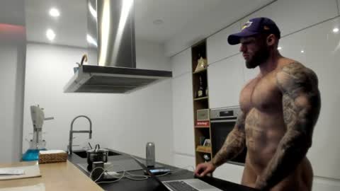 Snapshot of mealphamale chatting on 07-21-26, 02:19 Alpha Male online show from 07-21-26, 02:19