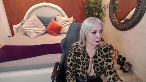 meamandax online show from 01-11-25, 08:00