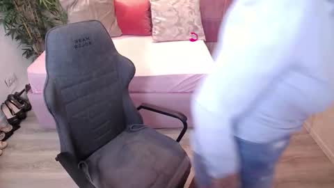 meamandax online show from 02-08-26, 07:23