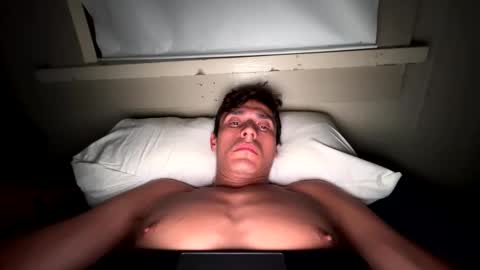 Snapshot of meanbean339 chatting on 02-22-26, 10:58 meanbean339 online show from 02-22-26, 10:58