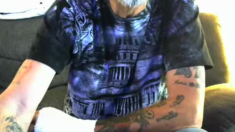 me at home online show from 12-27-24, 02:12