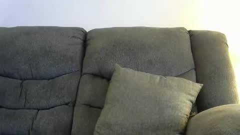 me at home online show from 03-02-25, 07:23