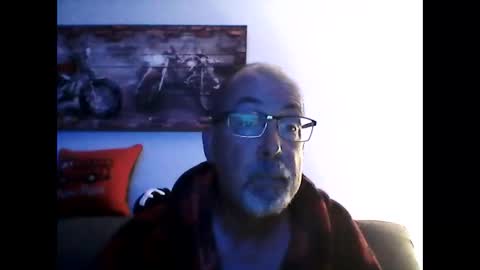 me at home online show from 10-22-25, 09:53