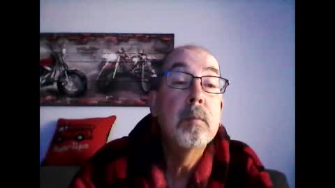 me at home online show from 05-17-26, 11:17