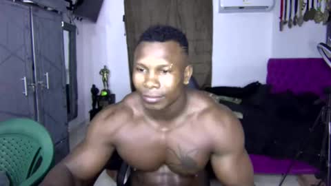 Snapshot of medellinblacx chatting on 10-19-25, 12:55 medellinblacx online show from 10-19-25, 12:55