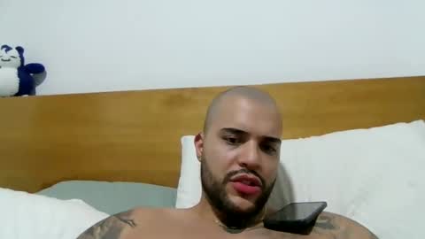 Snapshot of medellindrak chatting on 12-24-24, 09:22 filippoae online show from 12-24-24, 09:22