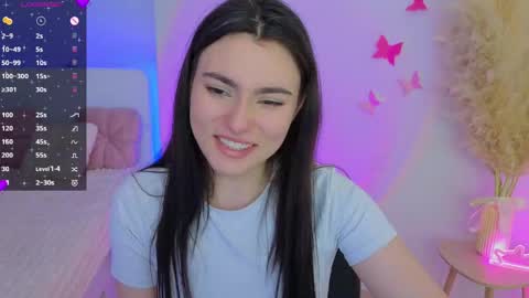 Snapshot of medina_andress chatting on 04-30-26, 08:57 Dina online show from 04-30-26, 08:57