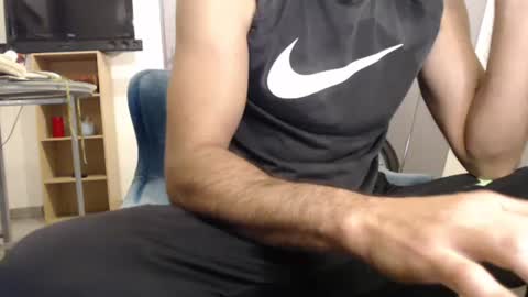 Snapshot of meditmtc chatting on 12-29-24, 03:03 Meditmtc online show from 12-29-24, 03:03