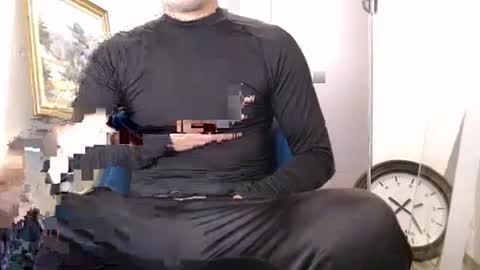 Snapshot of meditmtc chatting on 12-30-24, 09:37 Meditmtc online show from 12-30-24, 09:37