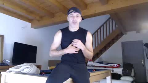 Snapshot of meditmtc chatting on 01-03-25, 11:57 Meditmtc online show from 01-03-25, 11:57