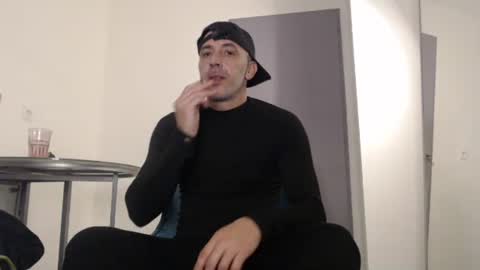 Snapshot of meditmtc chatting on 01-16-25, 04:50 Meditmtc online show from 01-16-25, 04:50