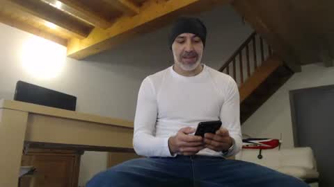 Snapshot of meditmtc chatting on 01-27-25, 01:19 Meditmtc online show from 01-27-25, 01:19