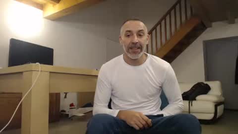 Snapshot of meditmtc chatting on 01-29-25, 06:28 Meditmtc online show from 01-29-25, 06:28