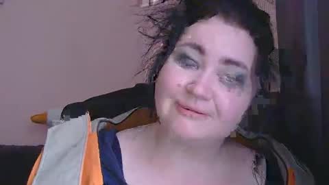 Oltereodora-lima online show from 11-18-25, 10:52