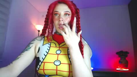 Snapshot of medusa_20 chatting on 04-21-26, 07:03 Johana online show from 04-21-26, 07:03