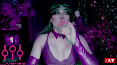 Snapshot of medusaprey chatting on 02-03-26, 02:53 THE QUEEN ALPHA Queen Medusa Prey online show from 02-03-26, 02:53