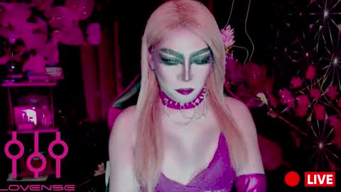 Snapshot of medusaprey chatting on 02-03-26, 09:25 THE QUEEN ALPHA Queen Medusa Prey online show from 02-03-26, 09:25