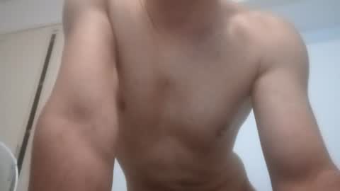 Snapshot of meeeetmee chatting on 06-20-26, 11:29 Vanilllaice online show from 06-20-26, 11:29