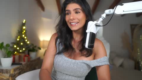 Andrea  online show from 12-06-24, 08:18