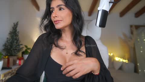Andrea  online show from 12-11-24, 06:31