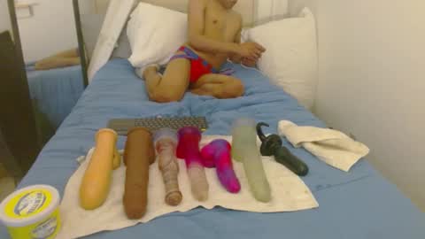 Snapshot of meekthetwink181 chatting on 10-18-25, 09:32 MeekTheTwink18 online show from 10-18-25, 09:32