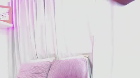 Melody online show from 02-16-26, 03:35