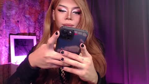 Snapshot of meetmehalfway888 chatting on 01-24-25, 06:25 GODDESS OF ALL GODDESSES online show from 01-24-25, 06:25