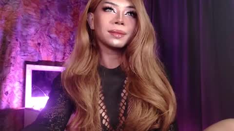 Snapshot of meetmehalfway888 chatting on 01-27-25, 02:24 GODDESS OF ALL GODDESSES online show from 01-27-25, 02:24