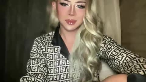 Snapshot of meetmehalfway888 chatting on 12-21-25, 05:25 GODDESS OF ALL GODDESSES online show from 12-21-25, 05:25