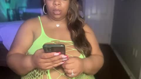 Southern Peach online show from 12-23-24, 03:40